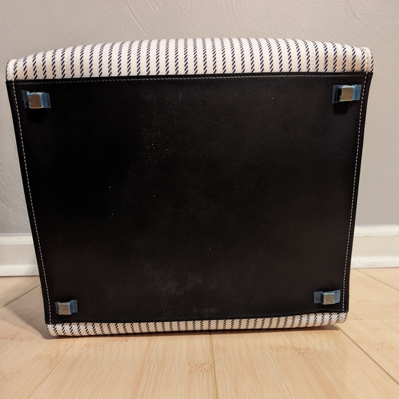 NWT Celine Phantom large black stripe on white - Picture 9 of 10